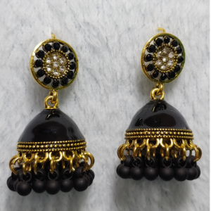 black jhumki