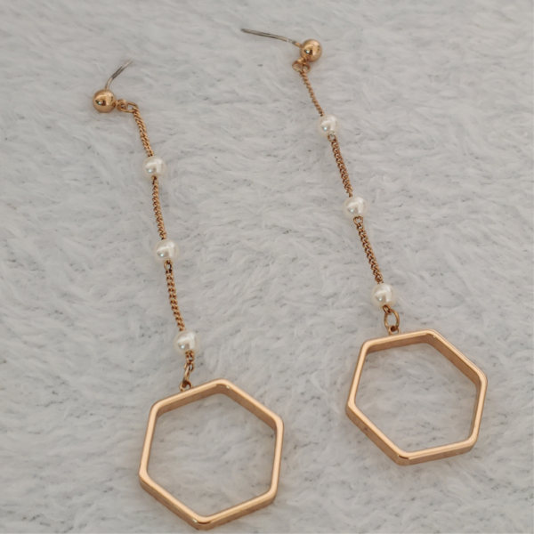 Dangle Earrings (Article 0065)